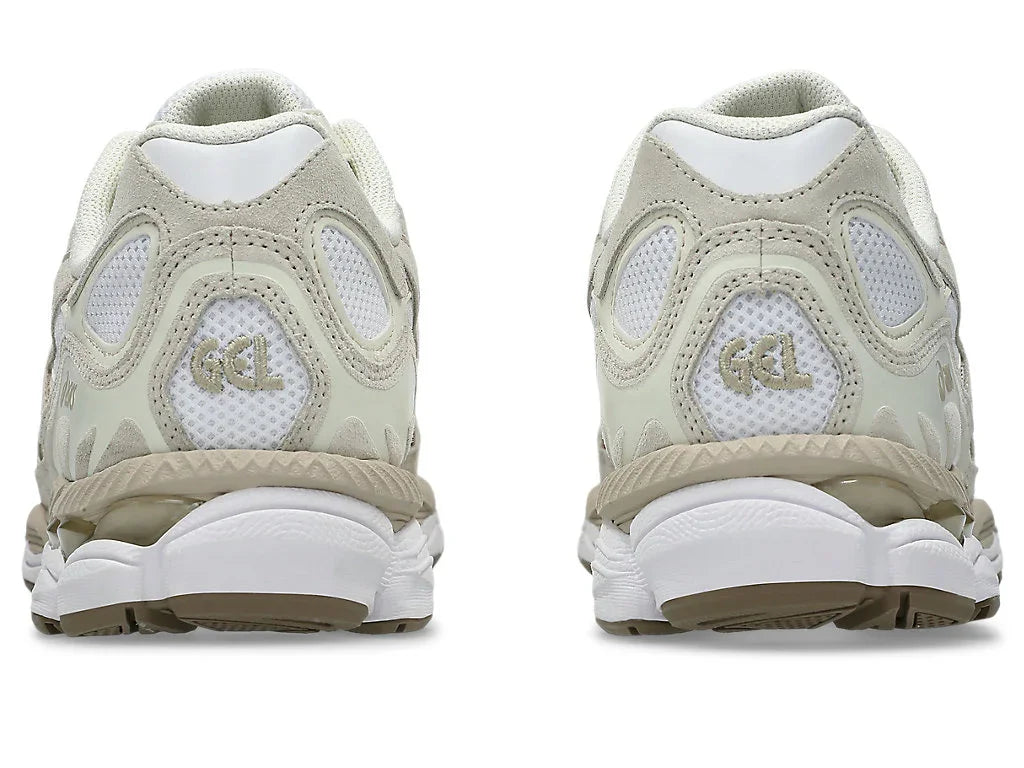 GEL NYC White Feather Grey