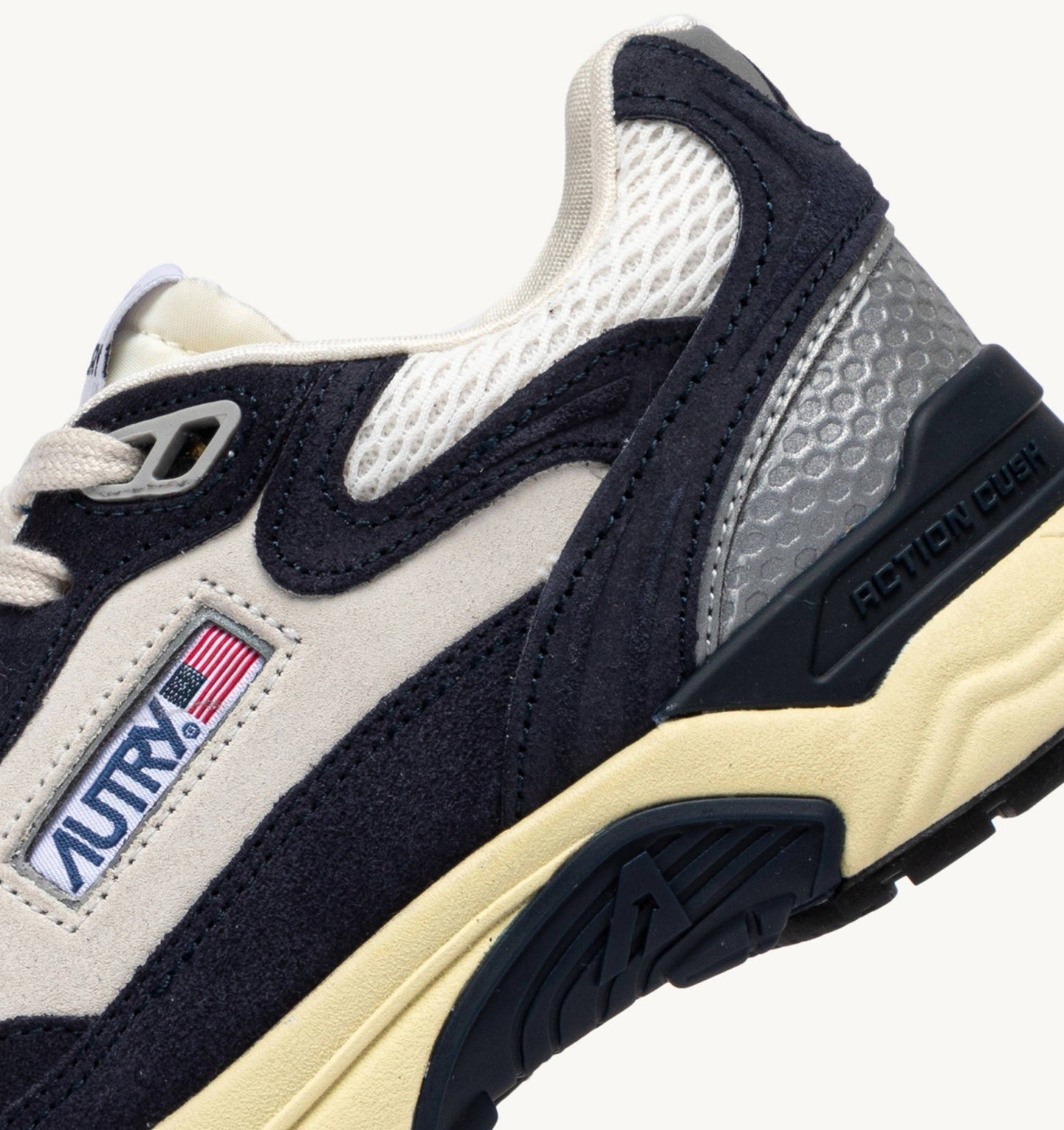 AUTRY BASKETS HYPERWAY EN MESH ET EN DAIM SPACE ET ARGENT