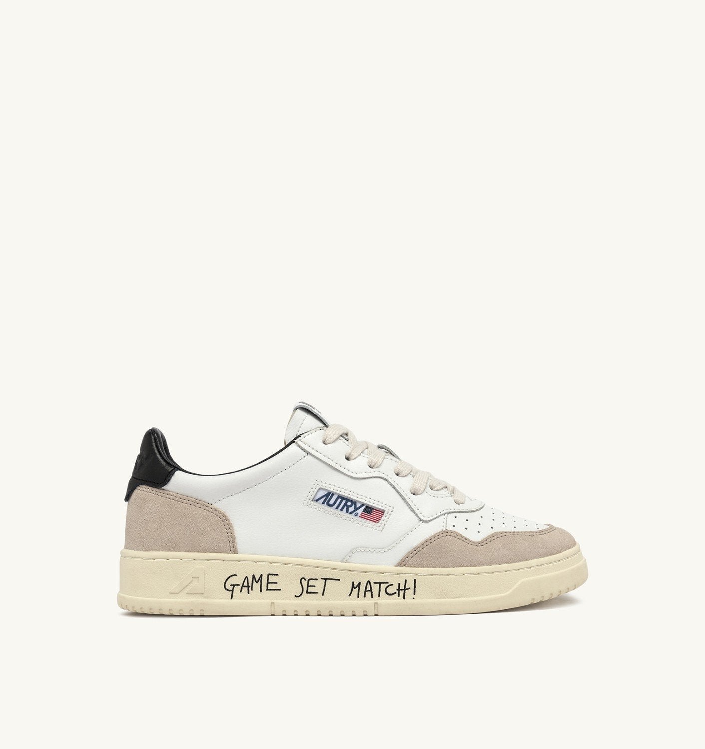 AUTRY BASKETS MEDALIST GAME SET MATCH LOW EN CUIR ET DAIM NOIR ET BLANC