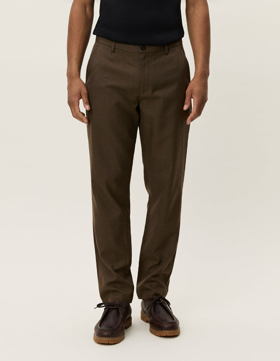 Les Deux Como Reg Houndstooth Suit Pants Teak Brown — Les Deux