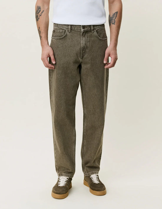 Les Deux Ryder Jeans Light Brown Denim Wash — Les Deux