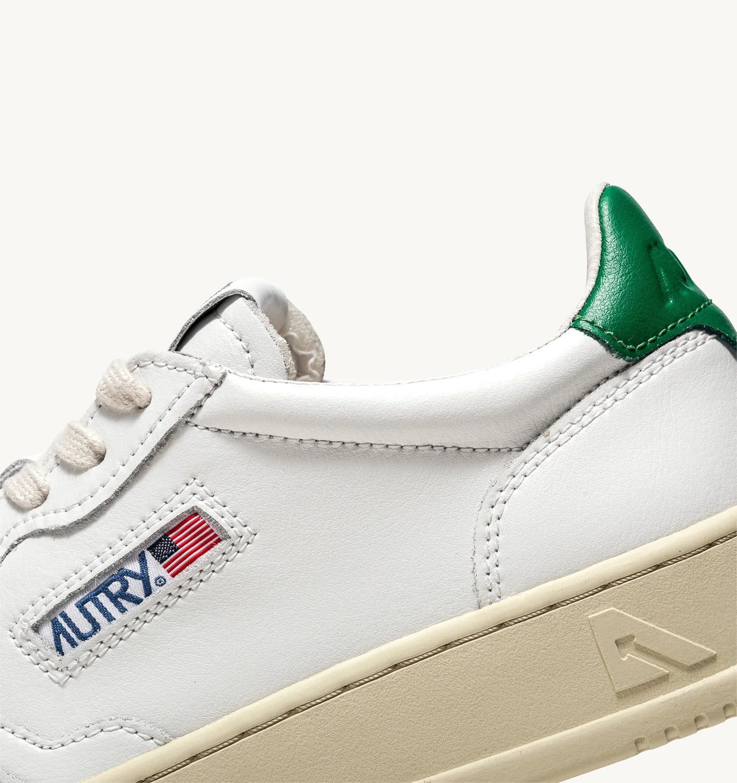 Autry MEDALIST LOW Cuir Blanc et Vert
