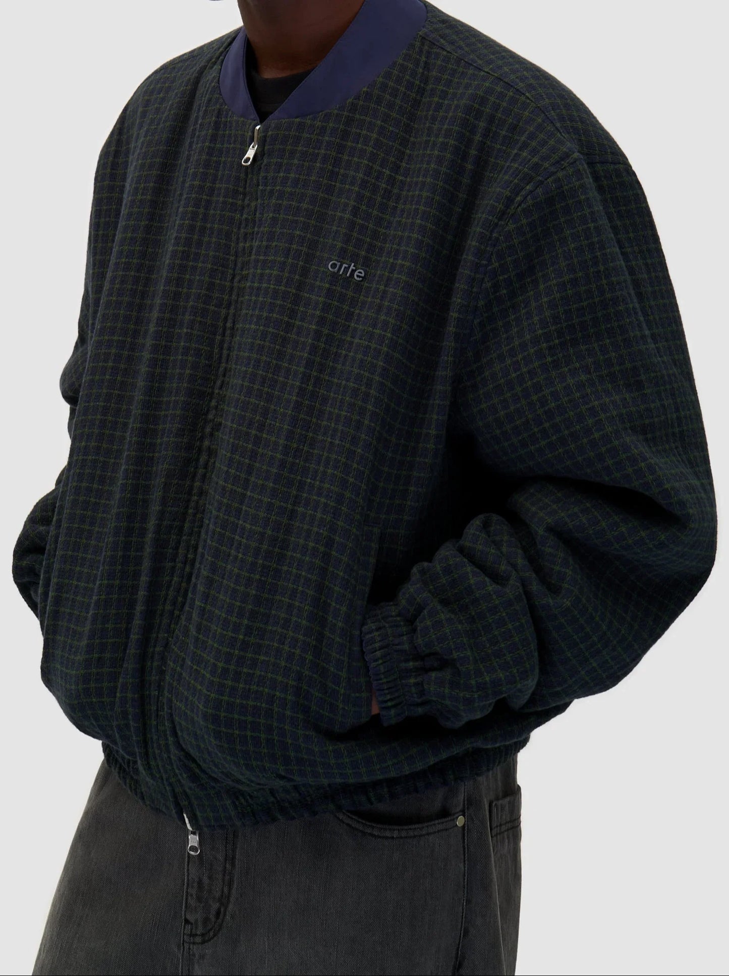 REVERS NYLON JACKET