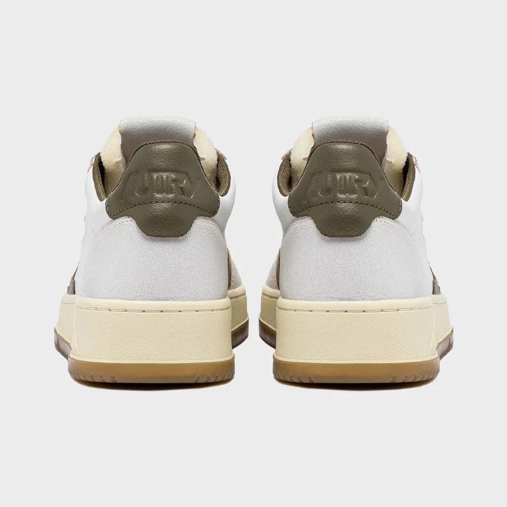 Autry MEDALIST LOW Cuir Crack Blanc et CRVT
