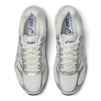 Uptown Asics GEL-CUMULUS 16 running shoes in cream and illusion blue with mesh and synthetic leather overlays