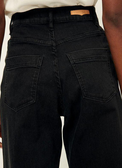 BAY CRUISE HIGH WAISTED JEAN Black - Uptown 42