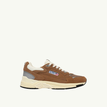 AUTRY BASKETS HYPERWAY EN MESH ET EN DAIM CIGAR ET ARGENT