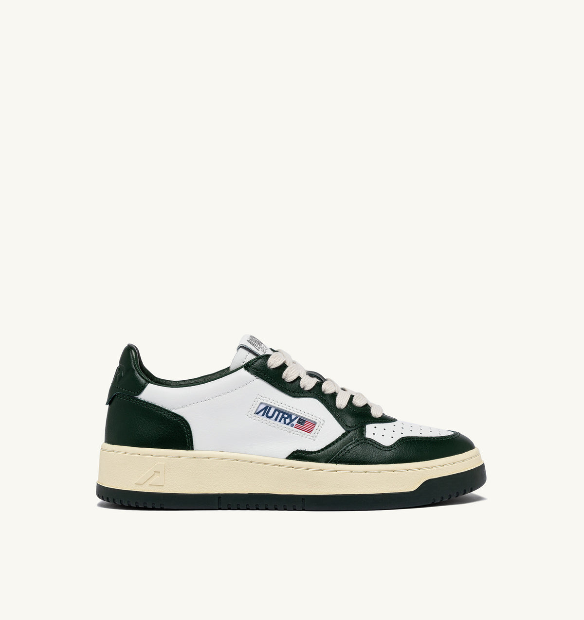 AUTRY BASKETS MEDALIST LOW BICOLOR EN CUIR BLANC ET MOUNTAIN