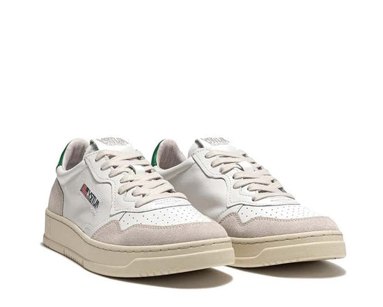 AUTRY BASKETS MEDALIST LOW EN CUIR BLANC ET AMAZON ET DAIM BEIGE FRONT
