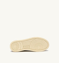 AUTRY BASKETS MEDALIST LOW EN CUIR BLANC ET DAIM ACAJOU