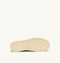 AUTRY BASKETS MEDALIST LOW EN CUIR BLANC ET DAIM TABAC