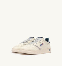 AUTRY BASKETS MEDALIST LOW EN CUIR BLUE DEPTHS ET VAPOR