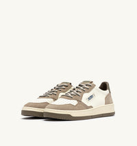 AUTRY BASKETS MEDALIST LOW EN CUIR ET DAIM COVERT GREEN ET LICORICE