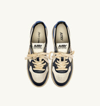 AUTRY BASKETS MEDALIST LOW SUPER VINTAGE EN CUIR BLANC BLUE SPACE ET BLEU