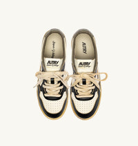 AUTRY BASKETS MEDALIST LOW SUPER VINTAGE EN CUIR BLANC COVERT GREEN ET NOIR