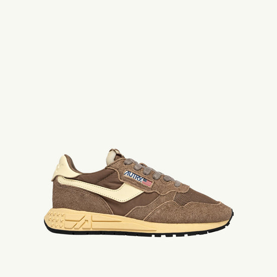 AUTRY BASKETS REELWIND LOW EN NYLON ET DAIM COCO ET RUT — Autry