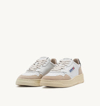 AUTRY MEDALIST BASSE EN CUIR BLANC ET NOIR ET DAIM BEIGE