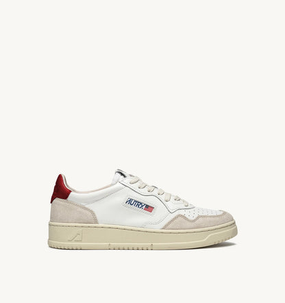AUTRY MEDALIST LOW EN CUIR BLANC ET ROUGE ET DAIM BEIGE