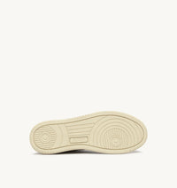 AUTRY MEDALIST LOW EN CUIR ET DAIM NOIR ET BLANC AVEC LETTRAGE
