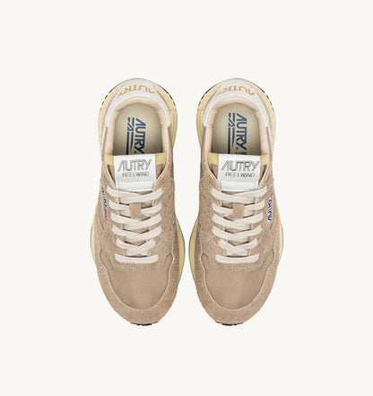 AUTRY REELWIND LOW EN NYLON ET SUÈDE PEPPER ET BLANC