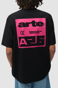 Arte Antwerp PINK SERIAL S/S TEE Black
