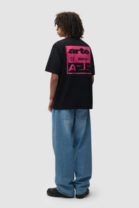 Arte Antwerp PINK SERIAL S/S TEE Black