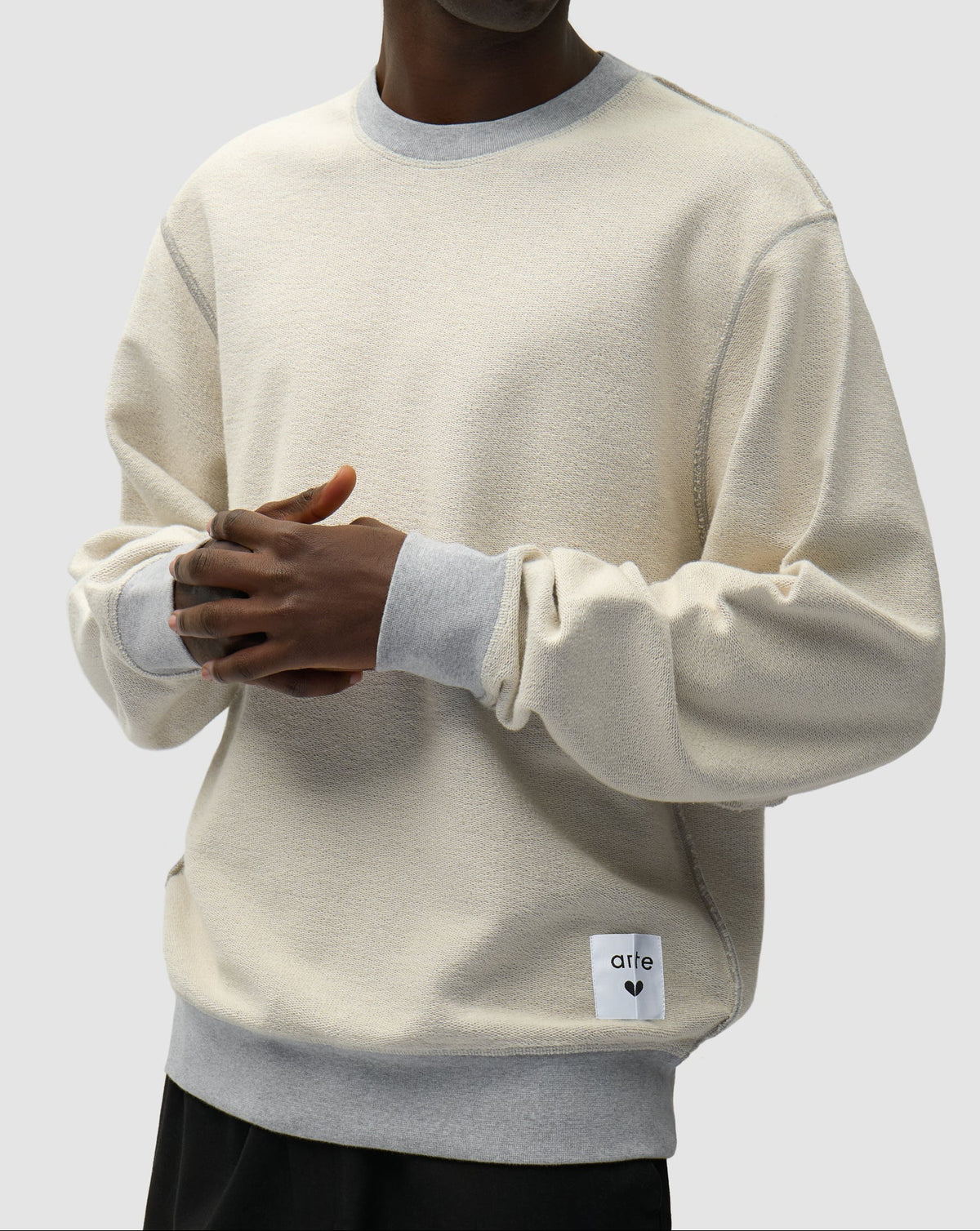 Arte Antwerp REVERSIBLE LABEL CREWNECK Grey