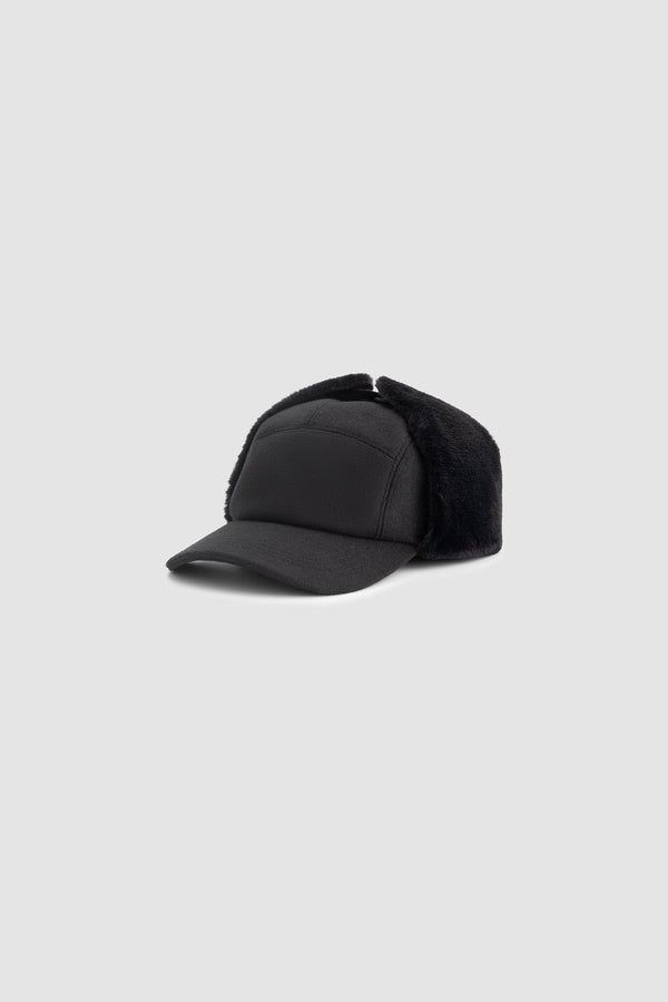 Arte Antwerp SHERPA HUNTER CAP Black — Arte Antwerp
