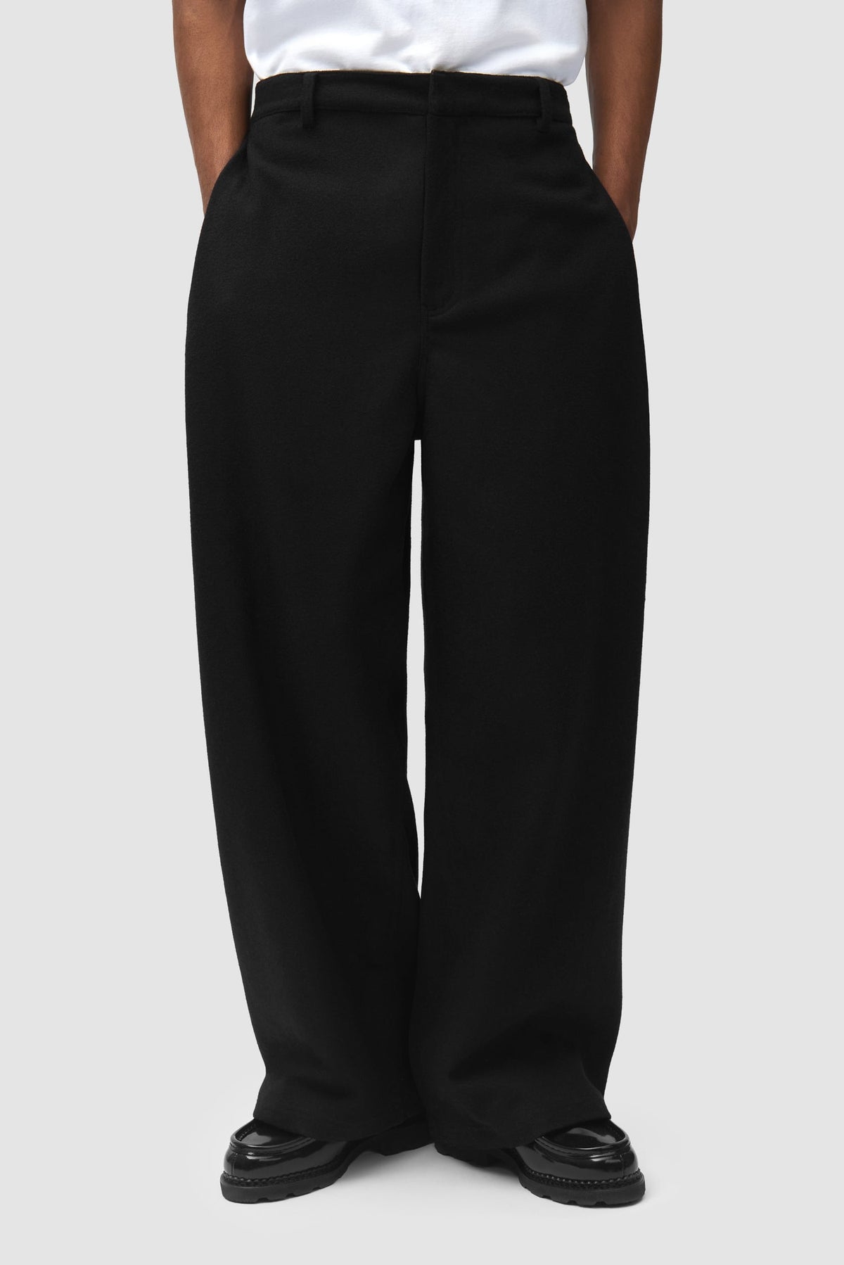 Arte Antwerp WOOL PLEATED GALLERY PANT Black