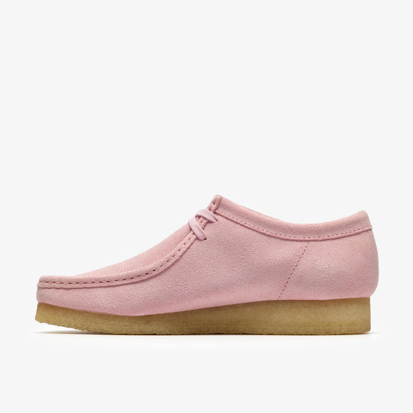 CLARKS WALLABEE LIGHT PINK SUEDE