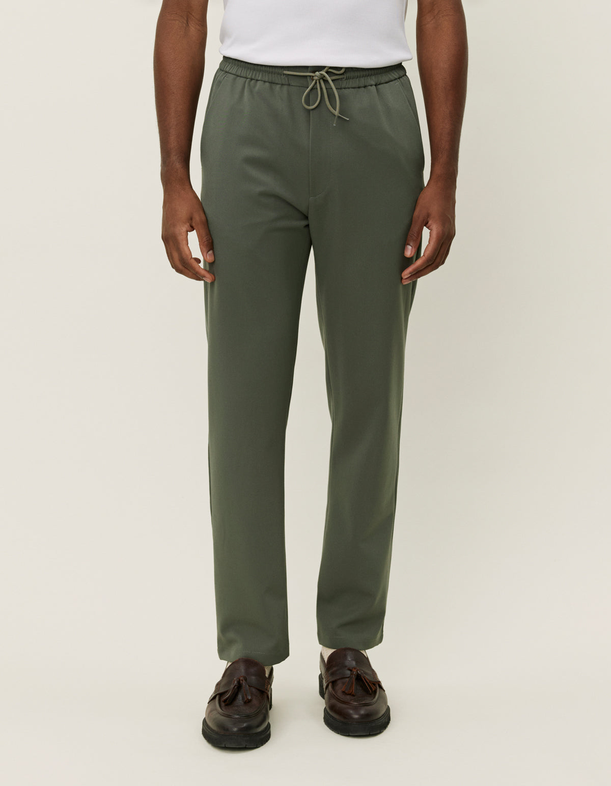 Les Deux Como Light Tapered Pants Forest Green