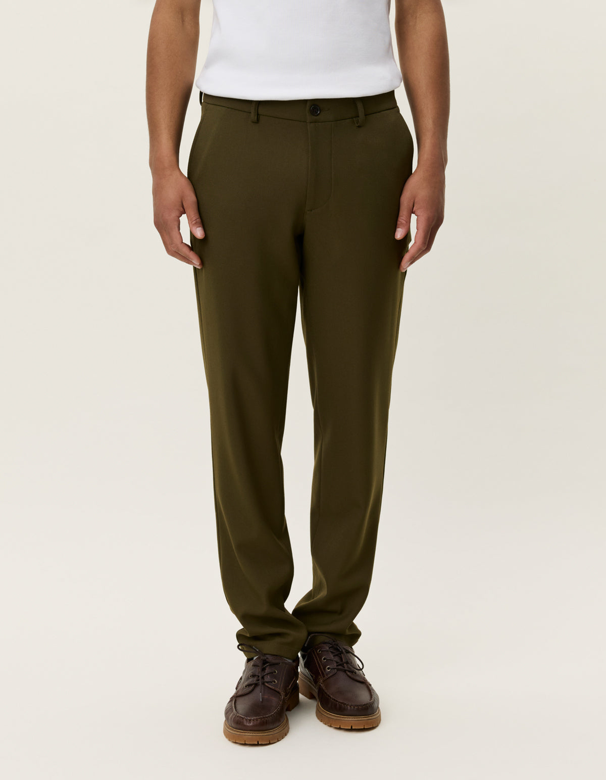 Les Deux Como Reg Suit Pants Military Olive