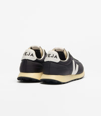VEJA BELEM NOLYN BLACK WHITE