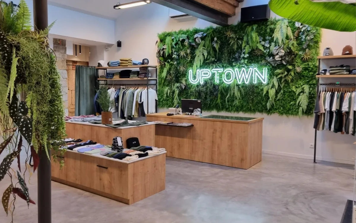 Boutique Uptown Saint-Étienne - boutique-uptown-saint-etienne-enseigne-neon