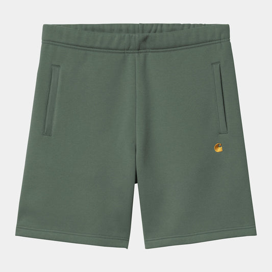Short Carhartt Wip CHASE SWEAT SHORT Duck Green Gold