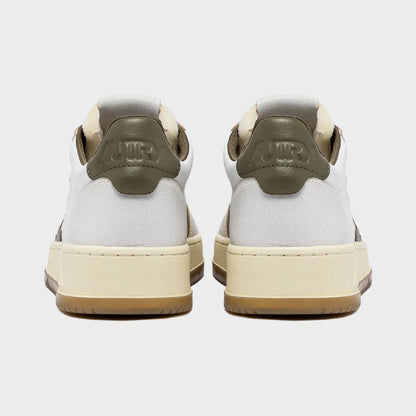 Autry MEDALIST LOW Cuir Crack Blanc et CRVT